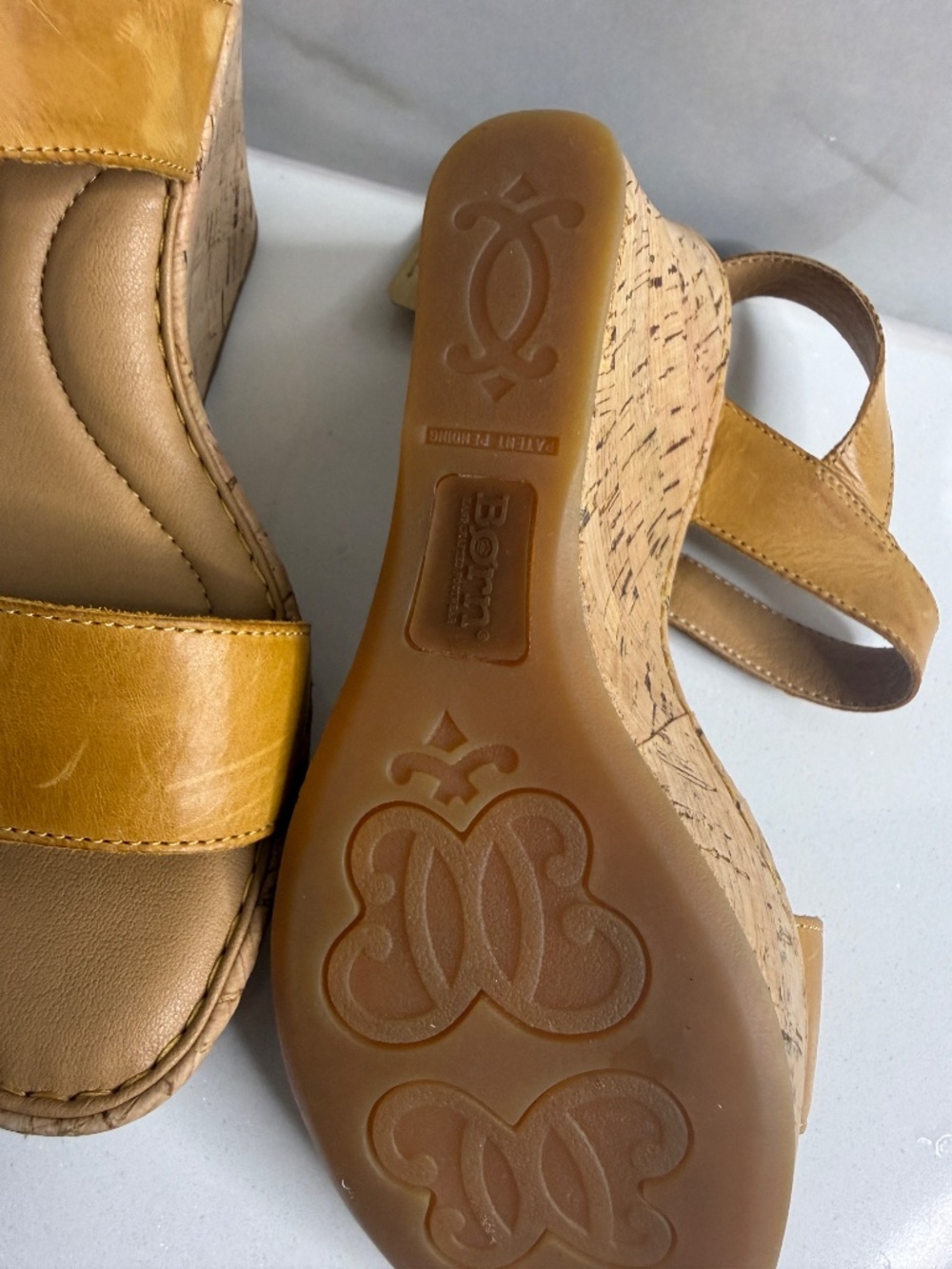 Børn Leather Cork Wedge Sandals Tan Ankle Strap Comfort Heels NWT Size 9 - Picture 6 of 16